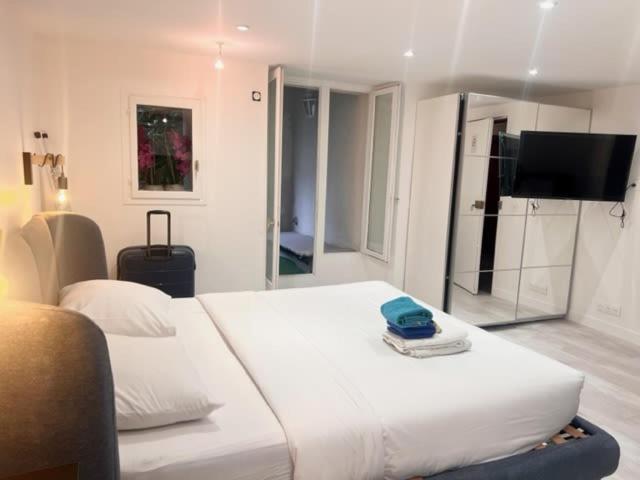 Rent A Room - Residence Caire, Montorgueil Paris Exterior foto